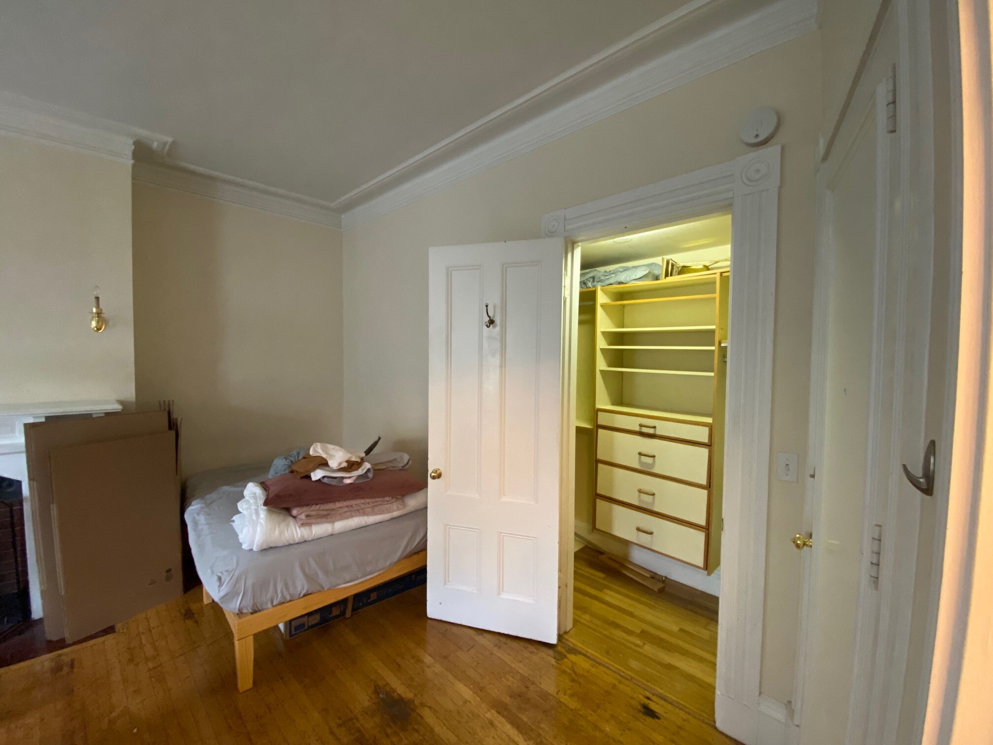 Closet - 336 Marlborough St