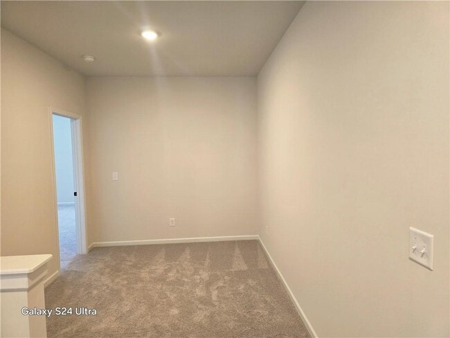 Building Photo - 2625 Ravencliff Dr