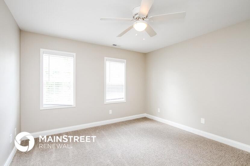 Building Photo - 2155 Charles Towne Ct