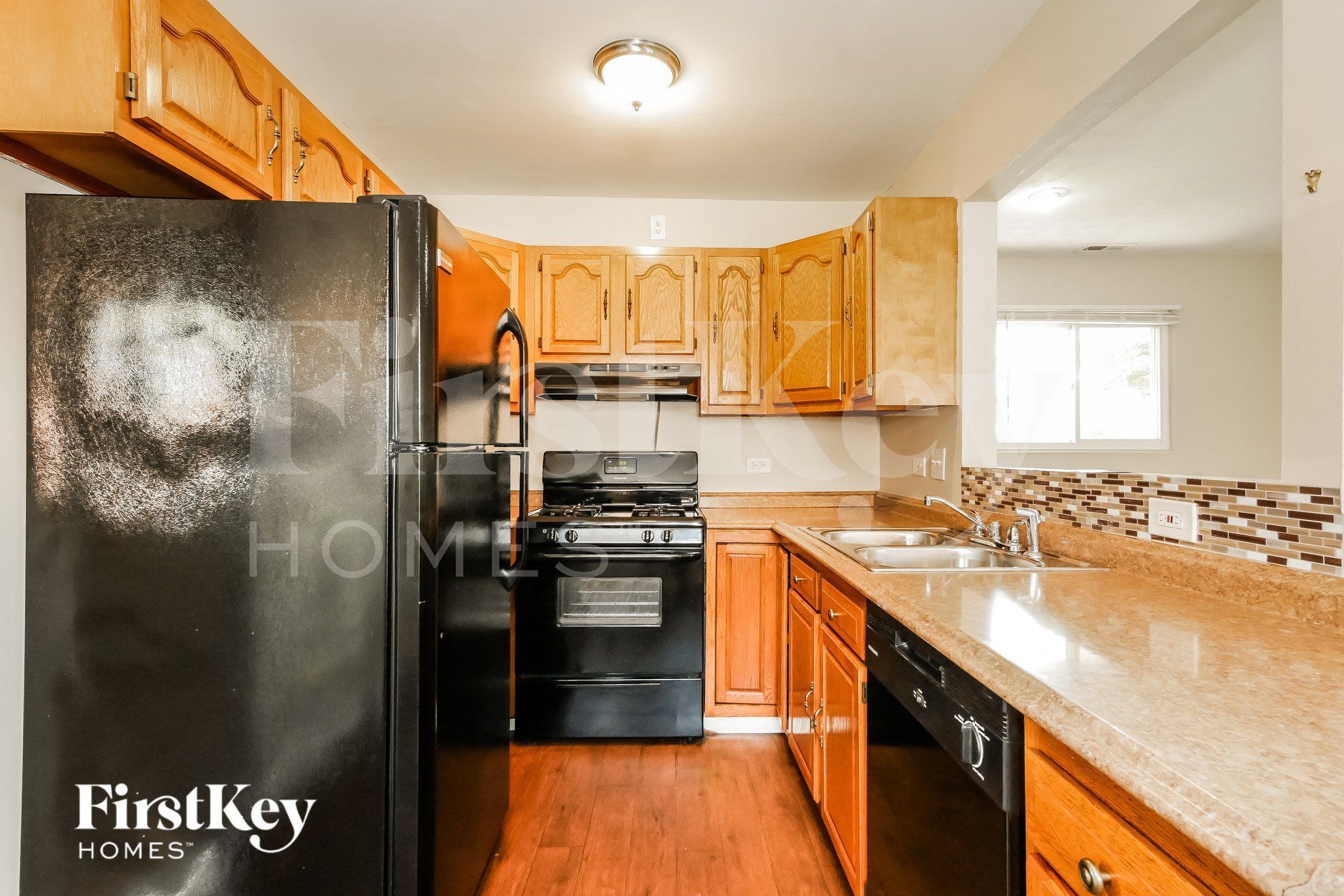 Building Photo - 105 Oxford Ln