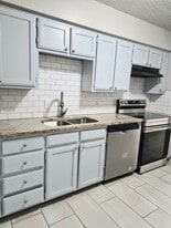 Building Photo - 214 Pine Meadow Dr