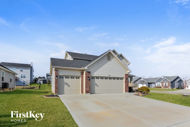 Building Photo - 678 Lost Canyon Blvd