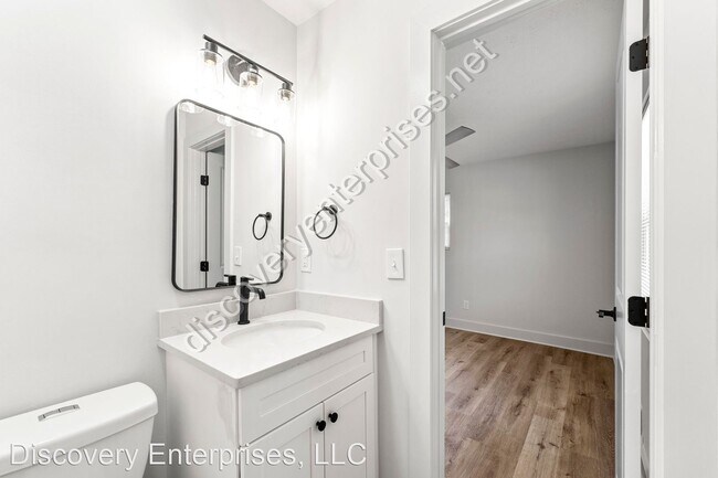 Building Photo - 4 br, 2.5 bath House - 9149 Homewood Dr.