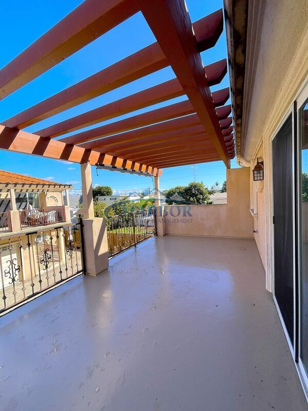 Building Photo - 4535 168th St