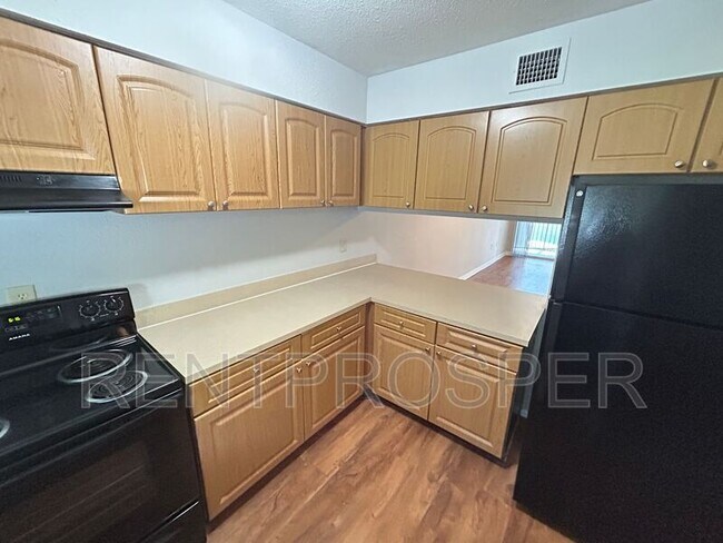 Building Photo - 4213 S Semoran Blvd