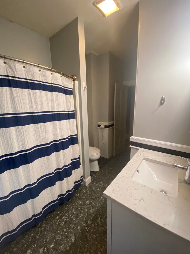 Building Photo - 224 Ashmont St
