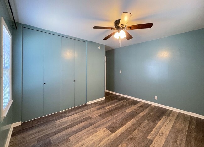 Building Photo - Spacious 3-Bedroom, 2-Bathroom Home