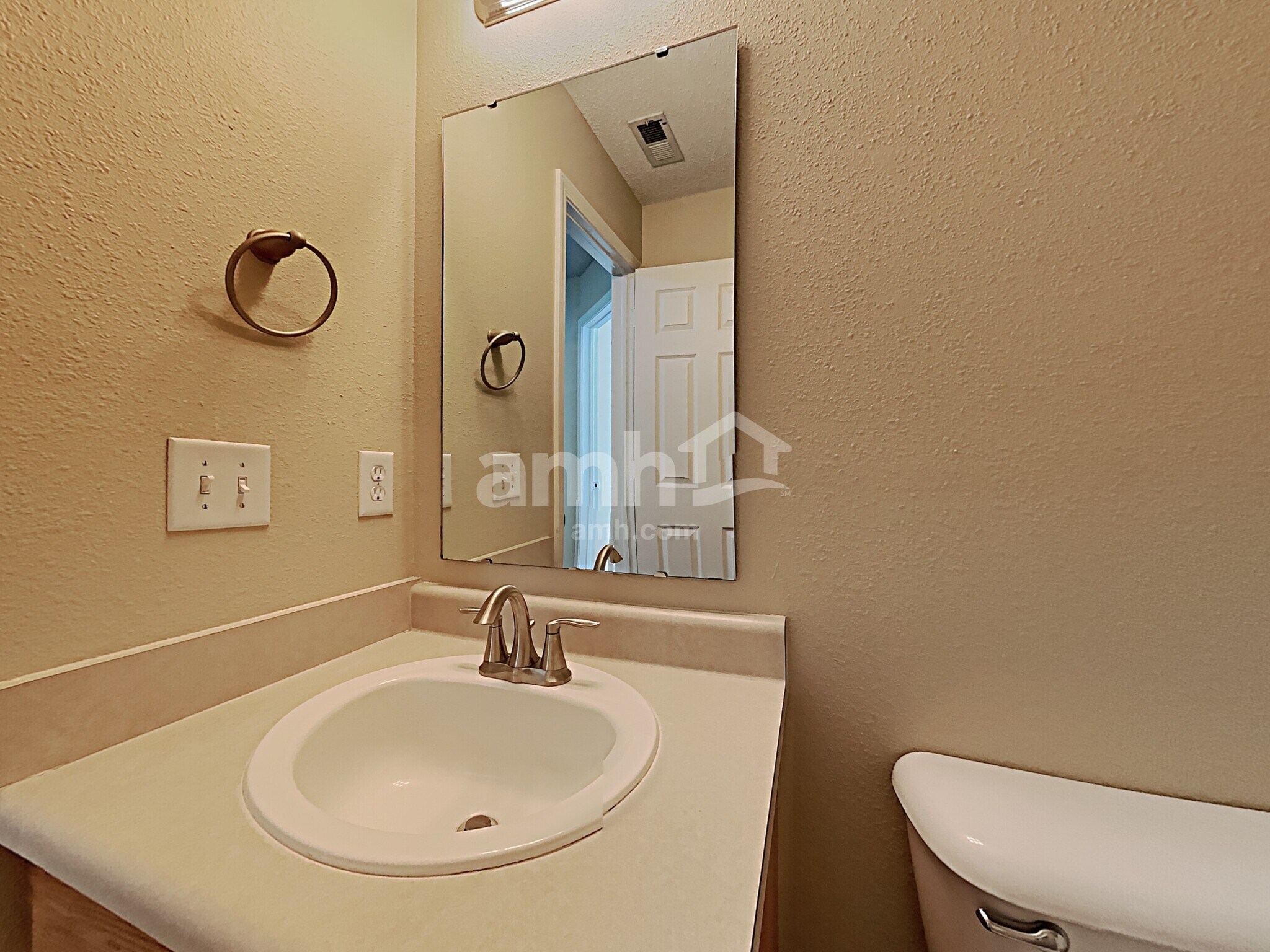 Building Photo - 11946 Sapling Cir