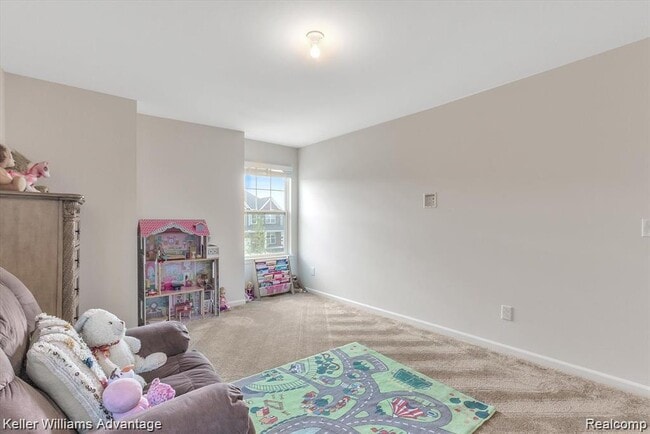 Building Photo - 48389 Fieldstone Dr