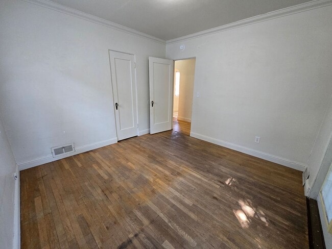 Building Photo - Adorable South Hill Home! Available Now!