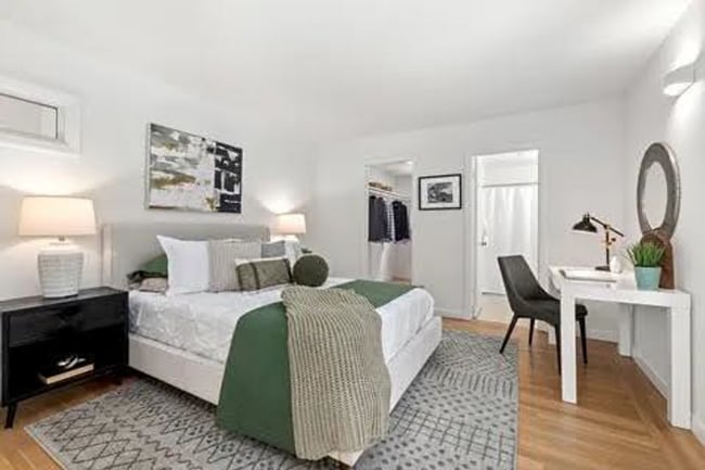 Building Photo - Charming 3bd/3bth Mid Century Home in Lark...