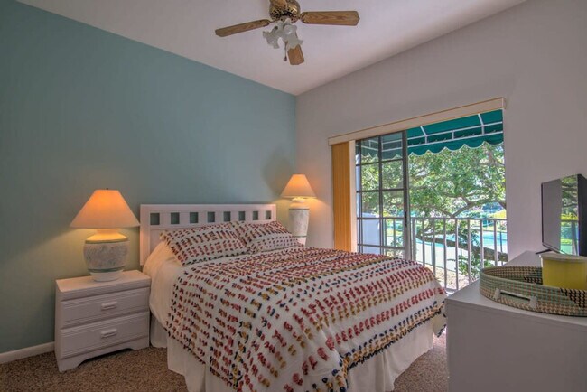 Building Photo - 3310 Europa Dr