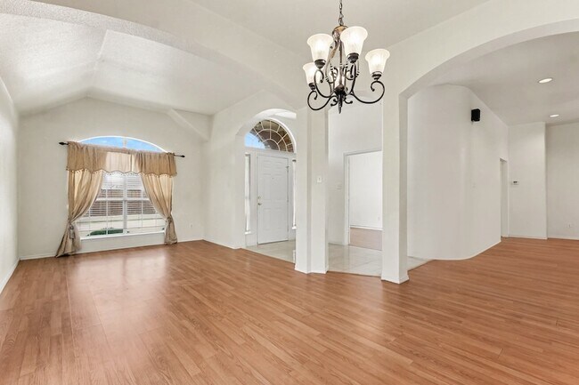 Building Photo - 4564 Postbridge Dr