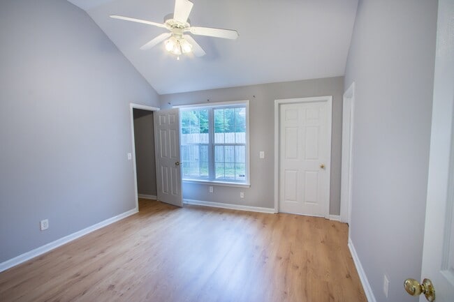 Building Photo - 4054 Margo Cir