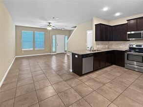 Building Photo - 205 Cane River Rd