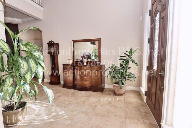 Building Photo - Granite Bay 5 Bed, 4 Bath Home - Large Pool - 2 Master Suites  Two Story, Gardner & Pool Service ...