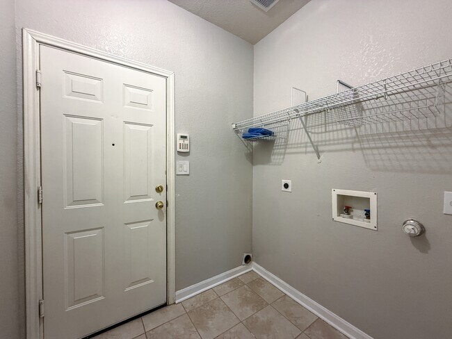 Building Photo - 1777 Jacobs Ct