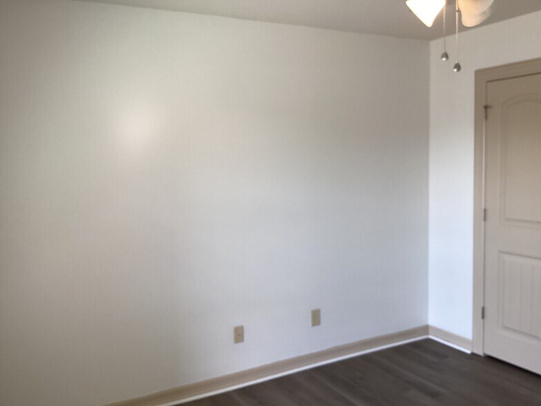 Building Photo - 3320 E Emmitsburg Pl