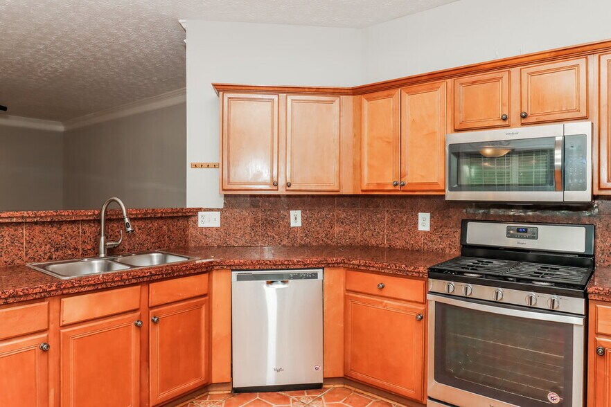 Building Photo - 2159 Caneridge Dr