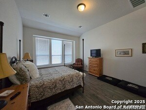 Building Photo - 835 Blue Violet