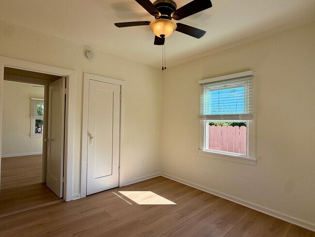 Building Photo - Carlsbad Home across from Holiday Park