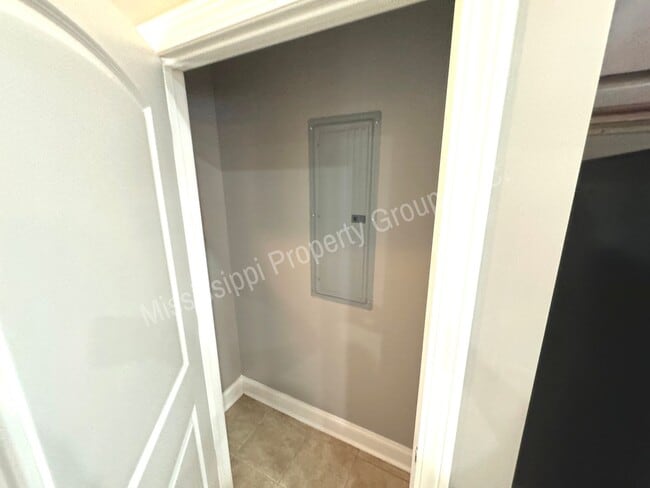 Building Photo - 3BR/3.5BA For Rent