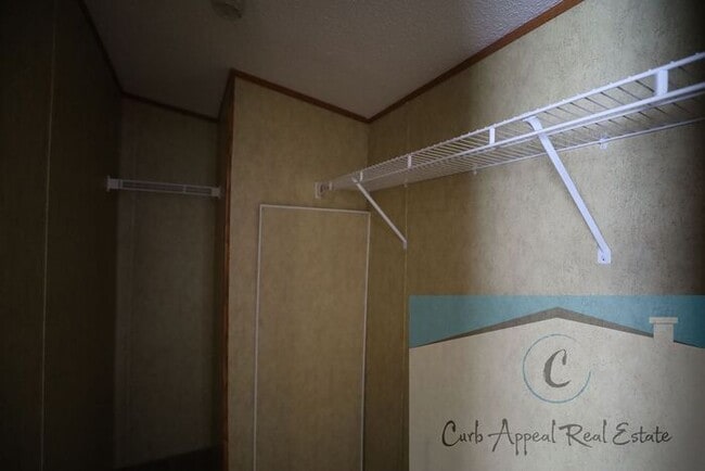 Building Photo - 3 bed / 2 bath mobile home - Nettleton