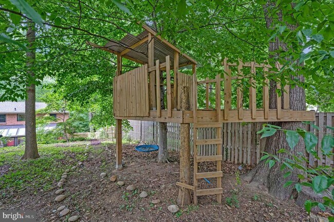 Building Photo - 6217 Park Rd