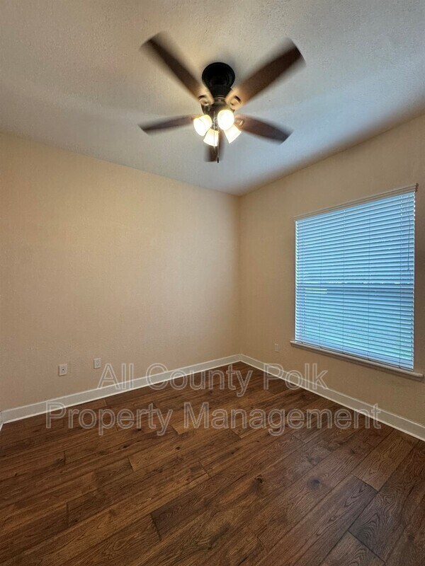 Building Photo - 2948 Vintage View Cir