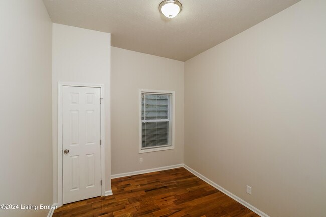 Building Photo - 1464 S 9th St