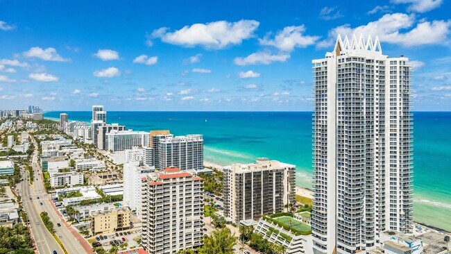 Building Photo - 6365 Collins Ave