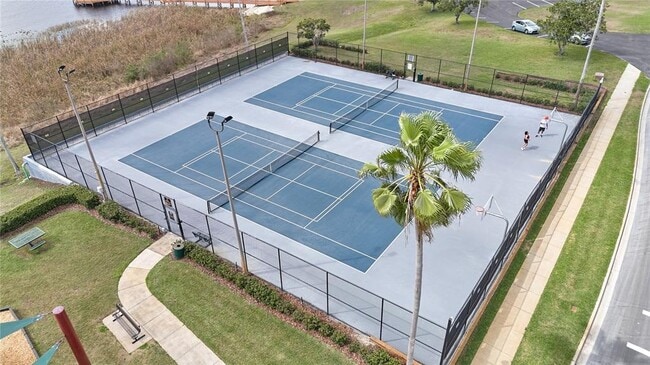 Building Photo - 13565 Fountainbleau Dr