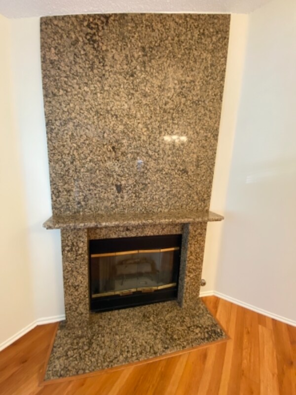 Building Photo - 606 S Everett St