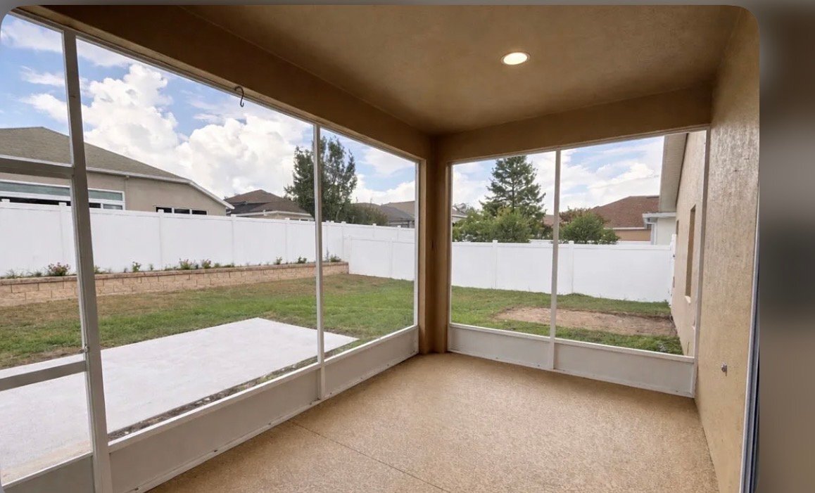 Building Photo - 5651 SW 40th Pl