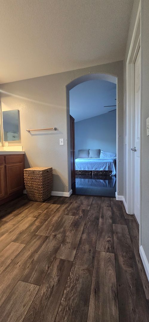 Building Photo - Beautiful Corner Home for Rent Sunnymead Ranch Location 3Bd/2.5Ba and BOUNS ROOM