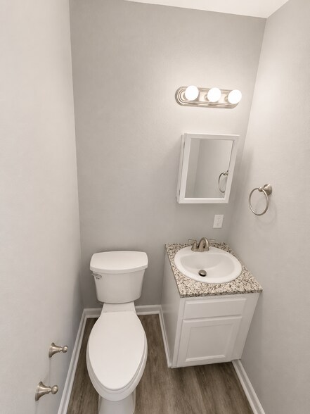 Building Photo - 8504 Happy Valley Trl