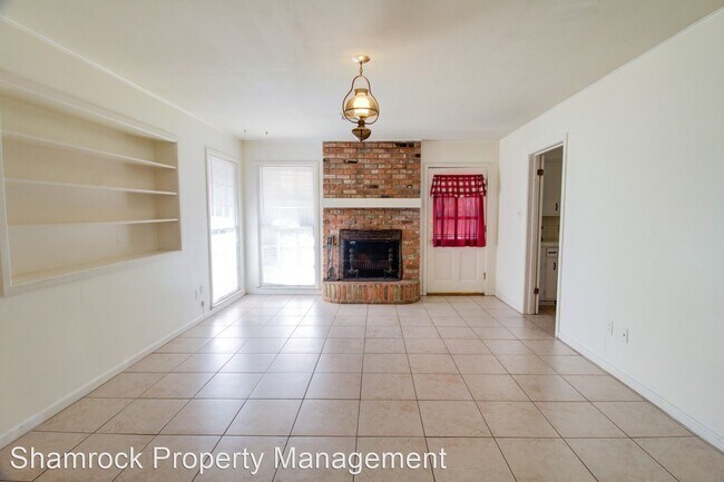Building Photo - 3 br, 2 bath House - 1108 Rambler