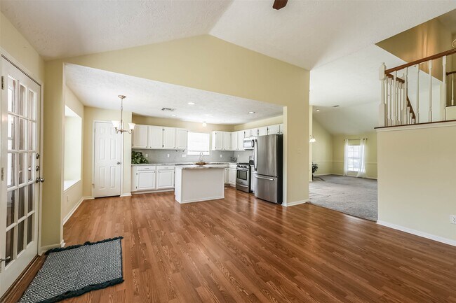 Building Photo - 14403 Little Willow Walk
