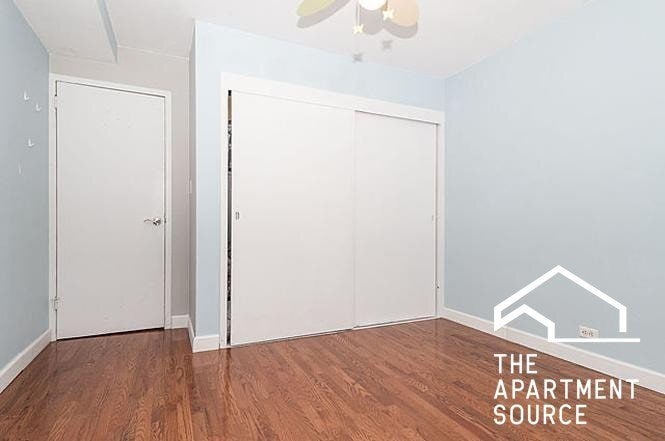 Building Photo - 3950 N Lake Shore Dr