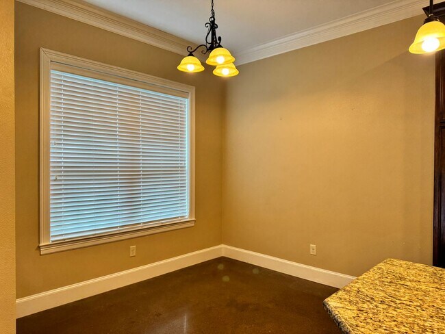 Building Photo - 7345 Flat Rock Ln