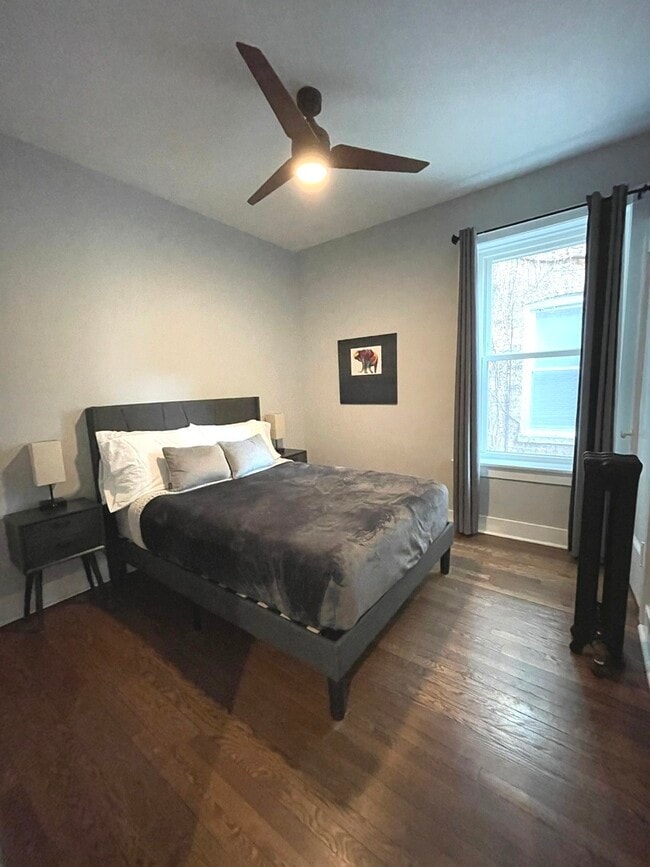 Building Photo - 1057 W Columbia Ave