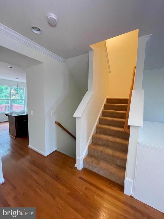 Building Photo - 327 Woodstream Blvd