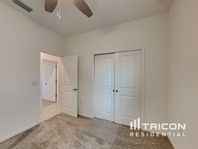 Building Photo - 5850 Bungalow Grove Ct
