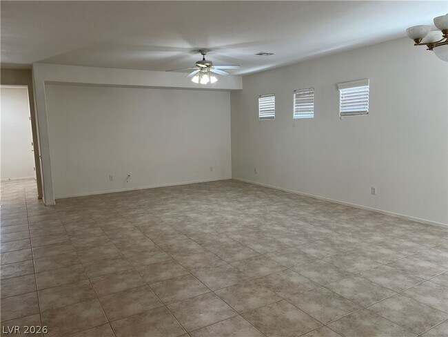 Building Photo - 10922 Moonbeam Glow Ln