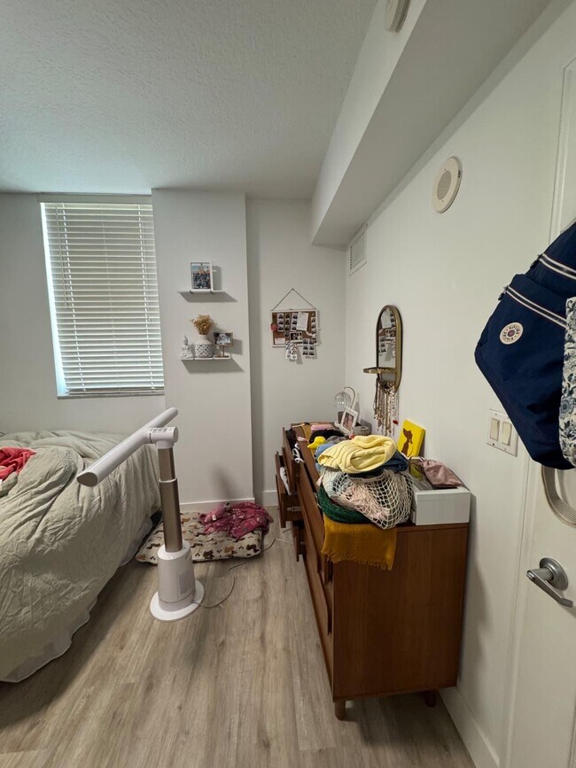 Building Photo - 115 SW 11th St