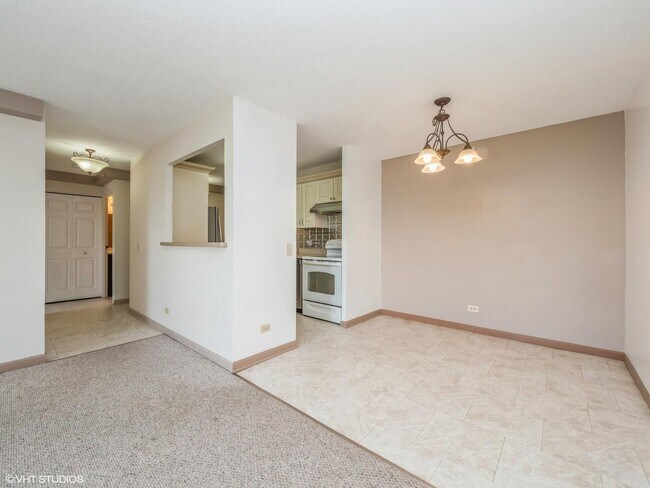 Building Photo - 1800 Huntington Blvd