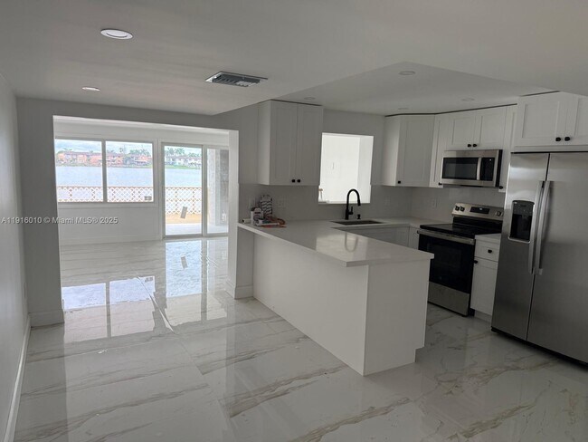 Building Photo - 5782 W 26th Ave