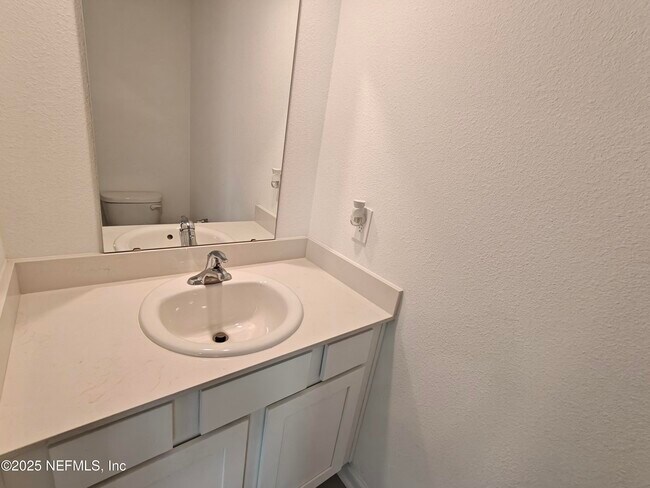 Building Photo - 114 Summer Moon Dr