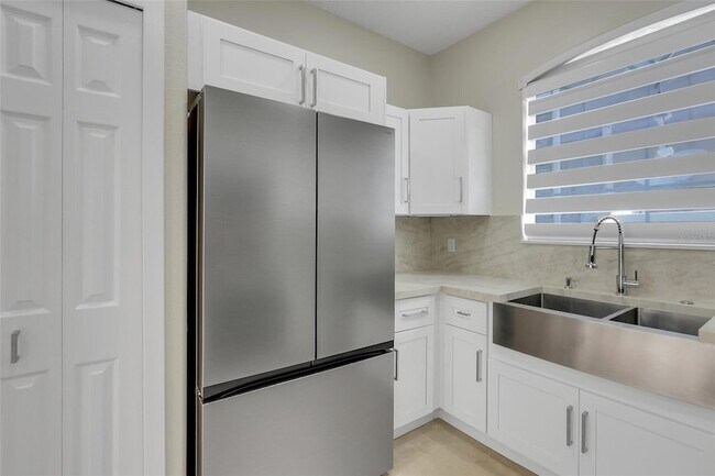 Building Photo - 1420 Sun Meadow Dr