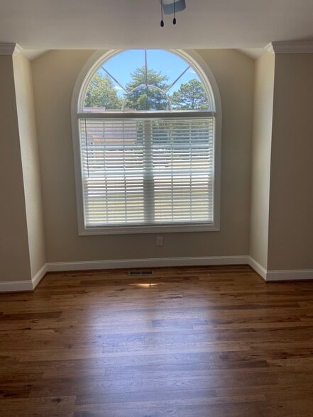 Bedroom #2 - 607 Mountain View Rd SE